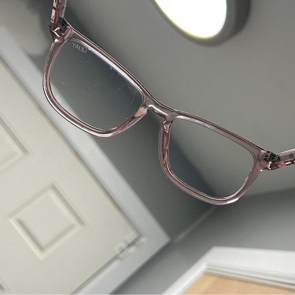 Quay Hardwire crystal pink frame blue light glasses - Picture 9 of 13
